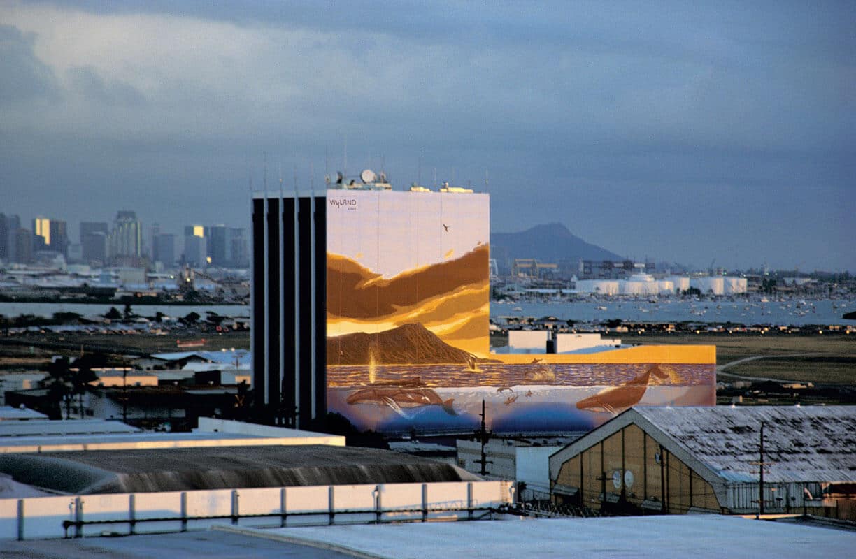 Honolulu, Hawaii Wyland Whaling Wall 85