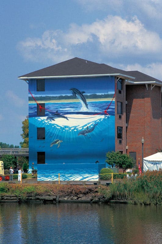 Wilmington, NC Wyland Whaling Wall 48